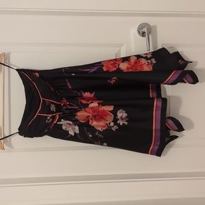 Bebe strapless floral dress size medium
